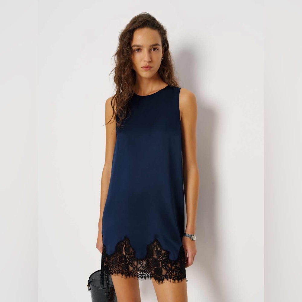 Navy Lace-Trim Sleeveless Shift Dress